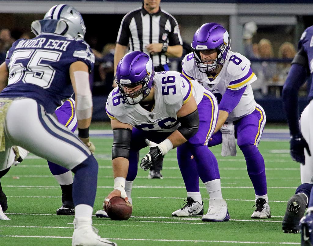 Garrett Bradbury / Kirk Cousins