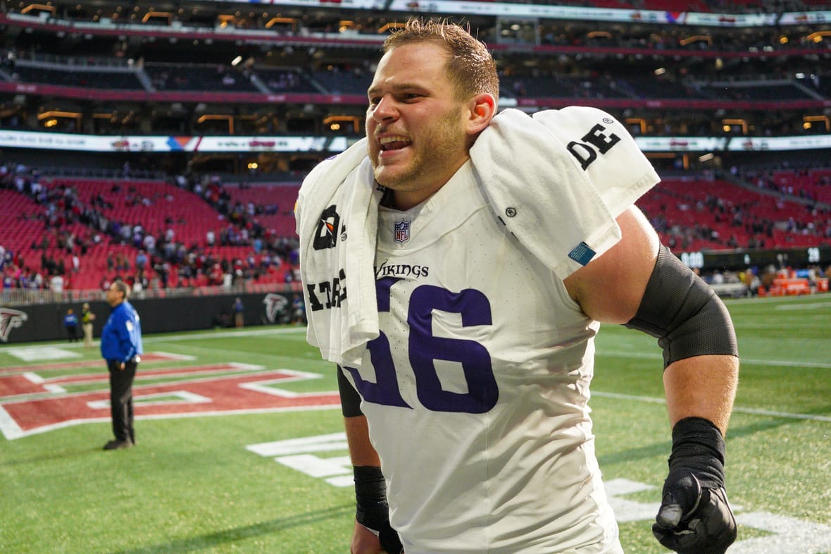 NFL: Minnesota Vikings at Atlanta Falcons NFL: Minnesota Vikings at Atlanta Falcons