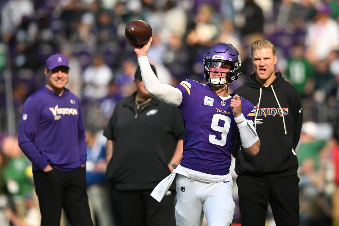 NFL: Philadelphia Eagles at Minnesota Vikings