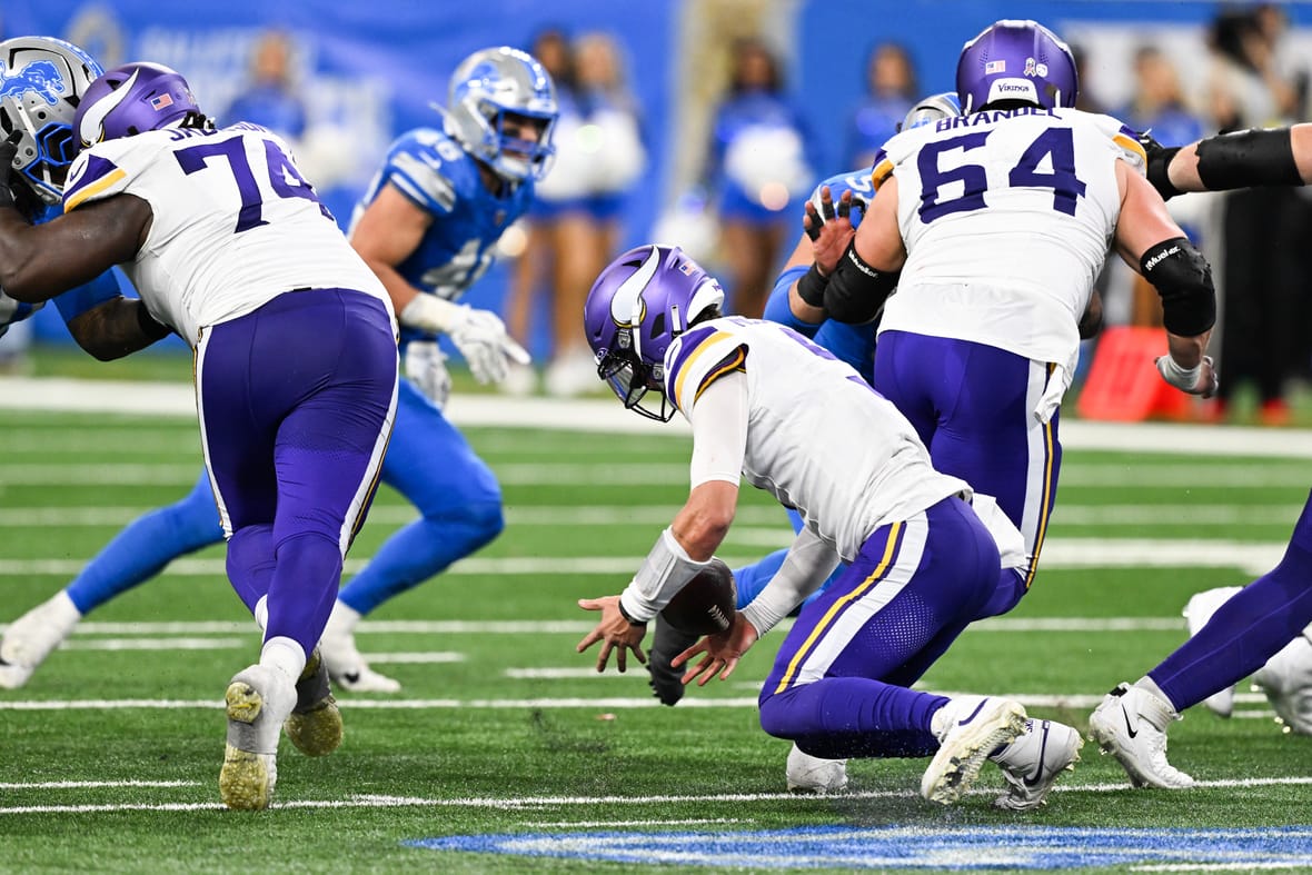NFL: Minnesota Vikings at Detroit Lions