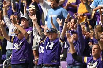 Saturday Night Threw Salt in the Wound for Vikings