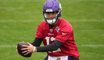 Report: Vikings’ QB Room Gets Much-Needed Reinforcements