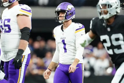 Purple Headlines of the Week: Vikings Kicker Bolts to Rival, a Potential Reunion of Former Vikings, Draft Meetings