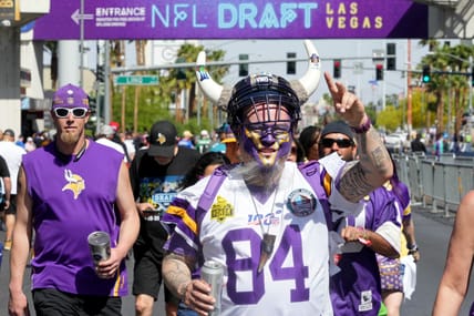 A Half Dozen Vikings Draft Predictions: 3 Bold and 3 Bland 