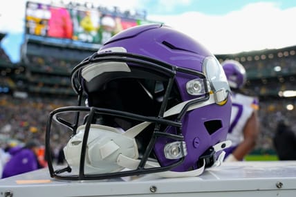 NFL: Minnesota Vikings at Green Bay Packers
