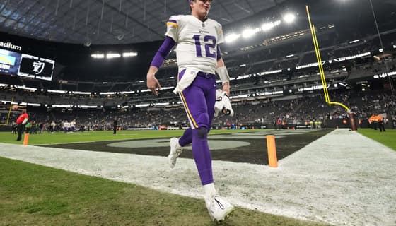 NFL: Minnesota Vikings at Las Vegas Raiders