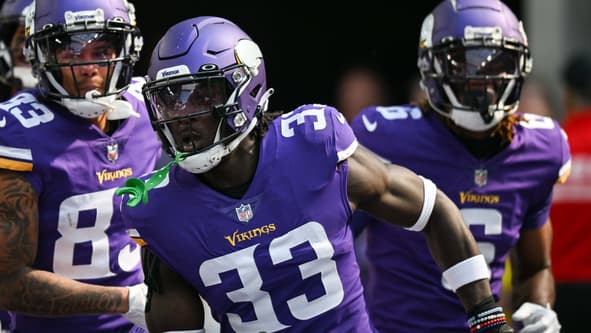 PFF Tabs Young Vikings Linebacker as a Breakout Candidate in 2023
