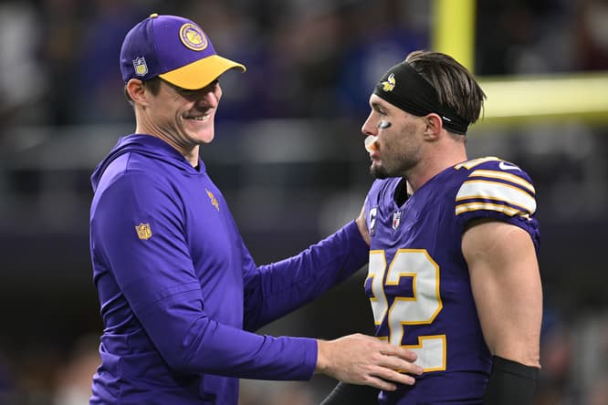 NFL: Chicago Bears at Minnesota Vikings