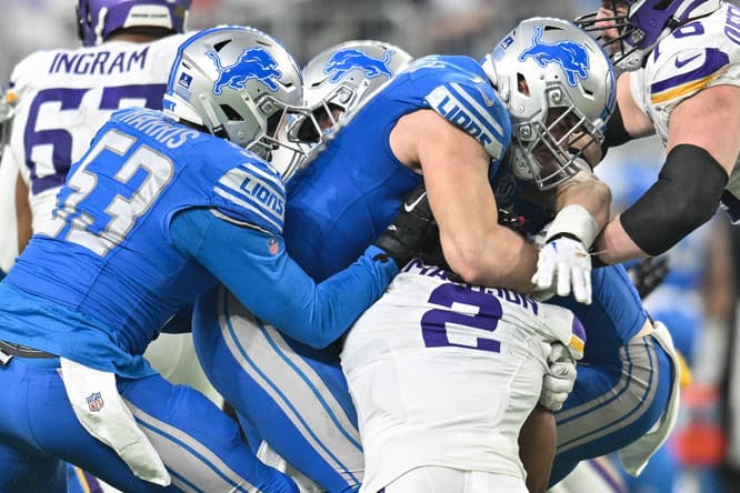 NFL: Detroit Lions at Minnesota Vikings