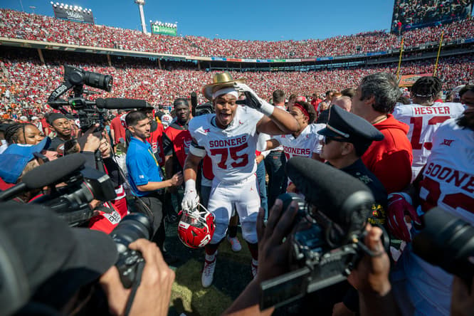 NCAA Football: Oklahoma at Texas