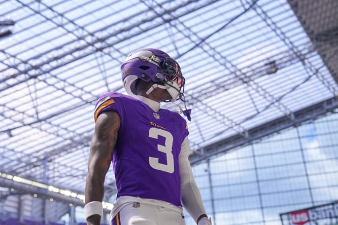 NFL: Las Vegas Raiders at Minnesota Vikings
