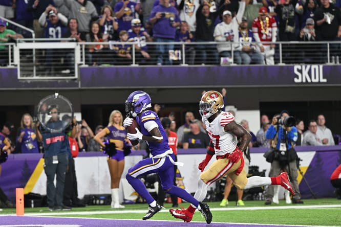 NFL: San Francisco 49ers at Minnesota Vikings