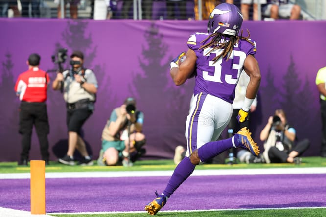 NFL: Detroit Lions at Minnesota Vikings