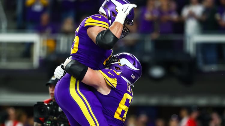 Questions Answered: The O'Neill Bad News, Vikings Top Need This Offseason, Chris Reed