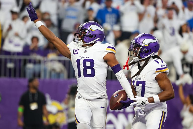 NFL: Detroit Lions at Minnesota Vikings