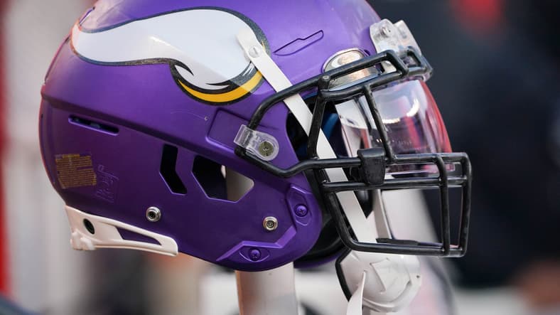 Vikings Part Ways with LB Coach