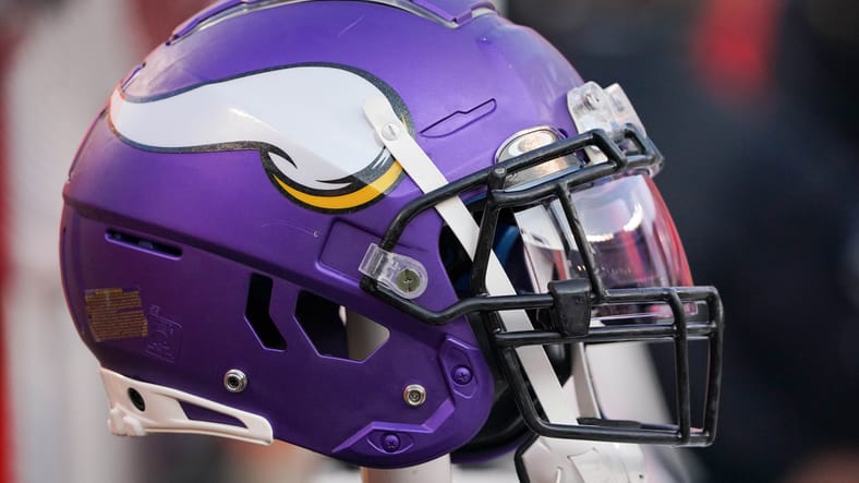 Vikings Part Ways with LB Coach