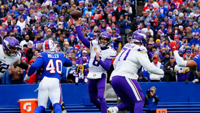 NFL: Minnesota Vikings at Buffalo Bills