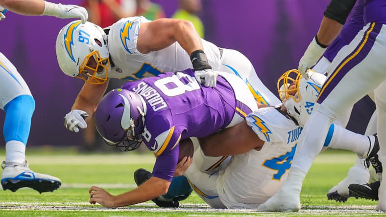 NFL: Los Angeles Chargers at Minnesota Vikings