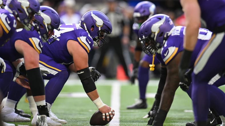 NFL: Chicago Bears at Minnesota Vikings