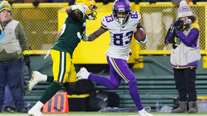 NFL: Minnesota Vikings at Green Bay Packers