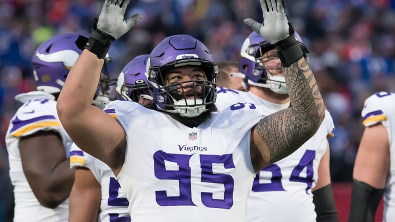 Vikings Continue to Retain Depth in the Trenches by Re-Signing Khyiris Tonga