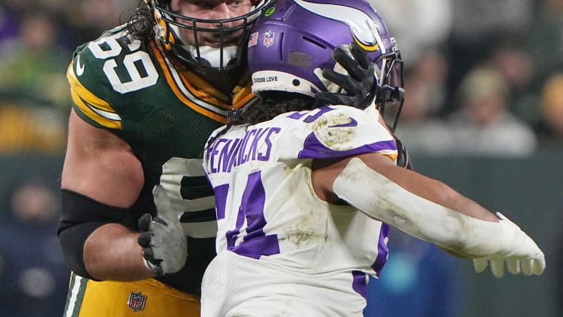 NFL: Minnesota Vikings at Green Bay Packers