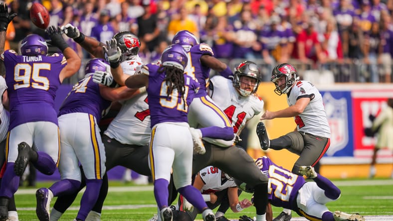 NFL: Tampa Bay Buccaneers at Minnesota Vikings