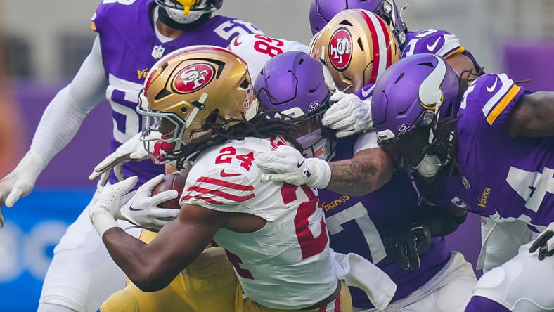 NFL: San Francisco 49ers at Minnesota Vikings