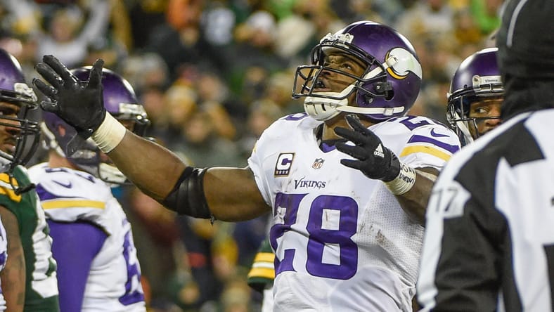 NFL: Minnesota Vikings at Green Bay Packers