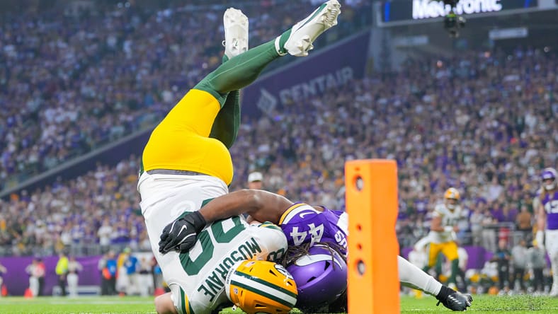 NFL: Green Bay Packers at Minnesota Vikings