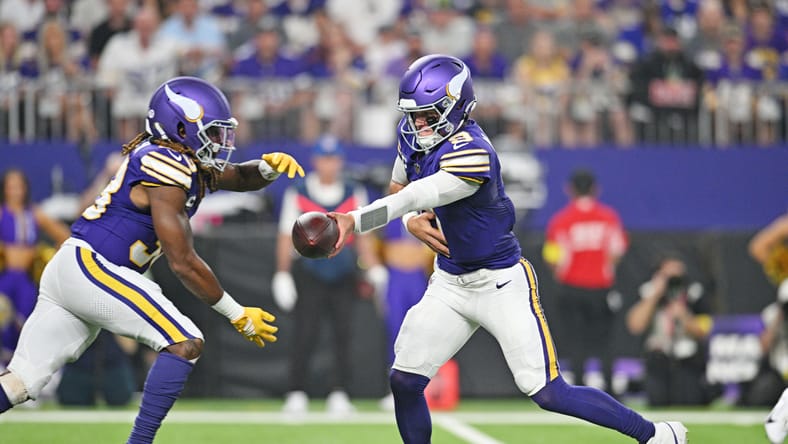NFL: Atlanta Falcons at Minnesota Vikings