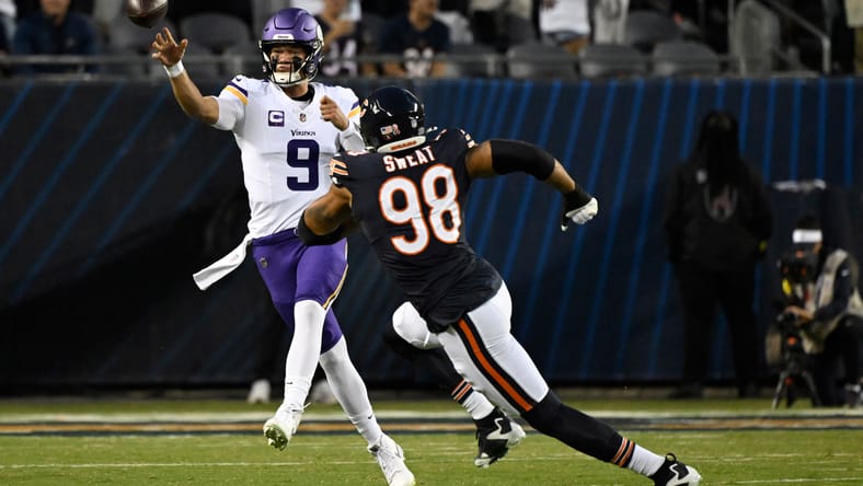 NFL: Minnesota Vikings at Chicago Bears