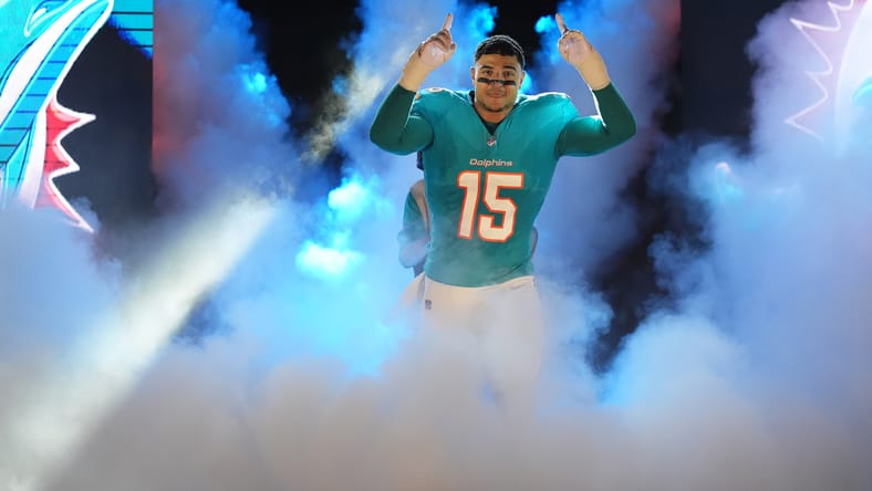 jaelan phillips miami dolphins minnesota vikings