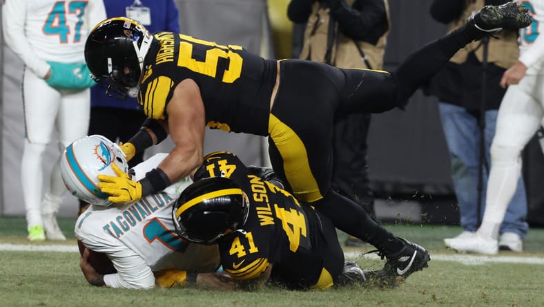NFL: Miami Dolphins at Pittsburgh Steelers