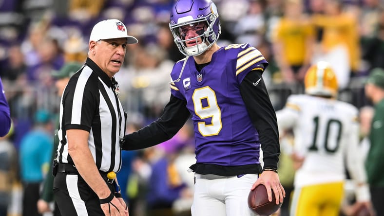 NFL: Green Bay Packers at Minnesota Vikings