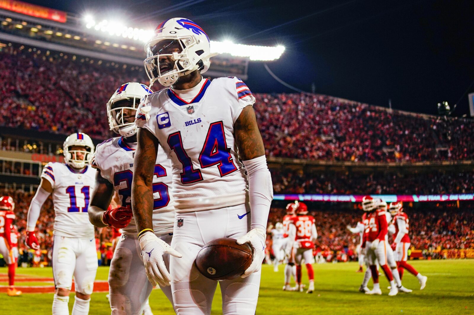 Buffalo wide receiver Stefon Diggs makes a young fan's