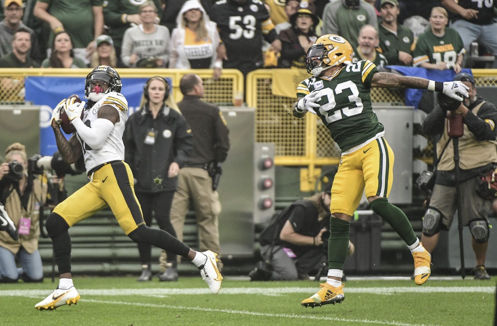 Jaire Alexander delivers must-see postgame interview after Packers win