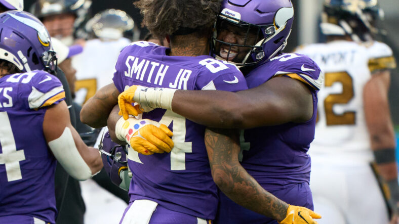 Vikings Activate Irv Smith Off IR, Rule Harrison Smith Out for Week 18