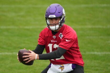 Report: Vikings’ QB Room Gets Much-Needed Reinforcements