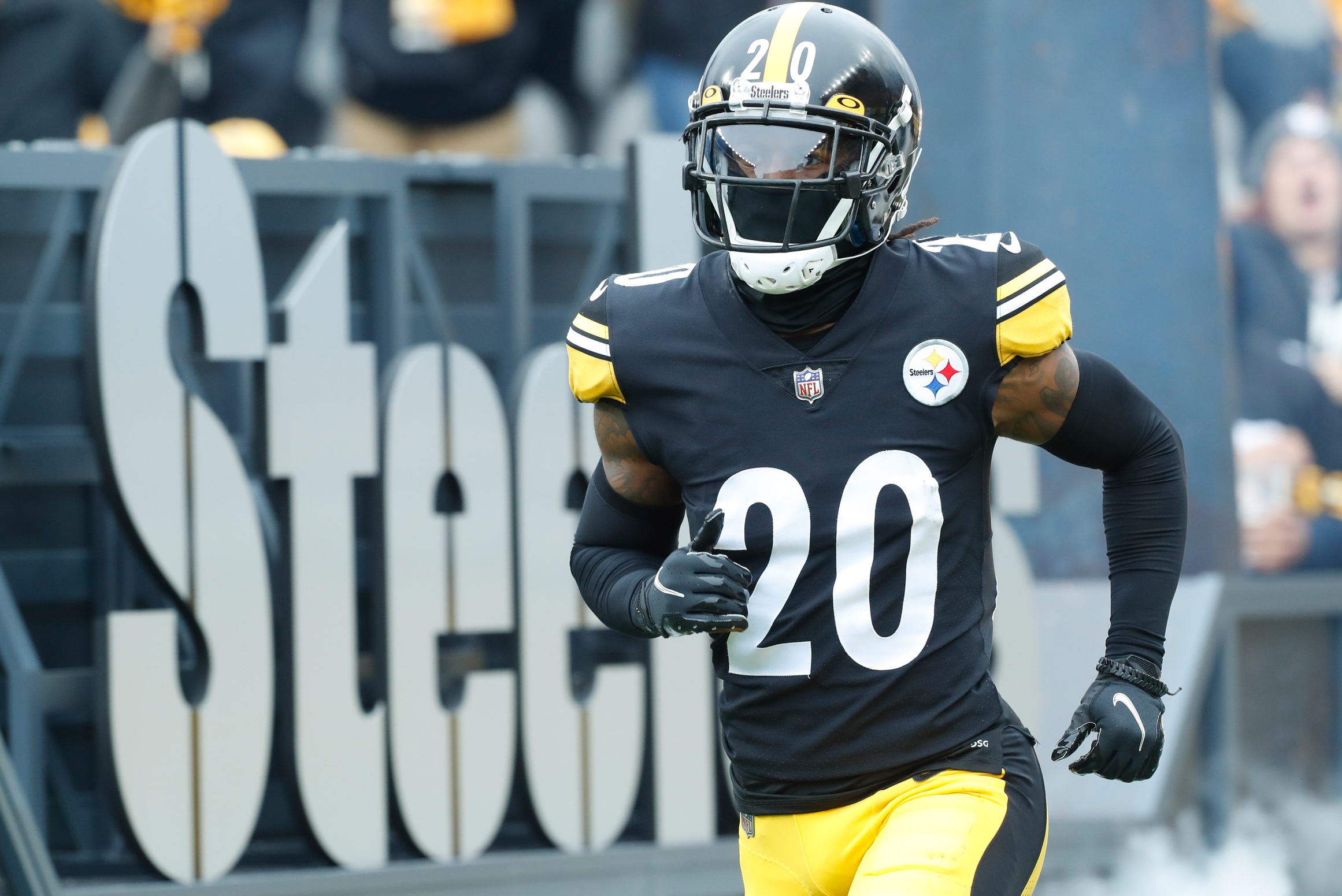 Steelers re-sign Cam Sutton