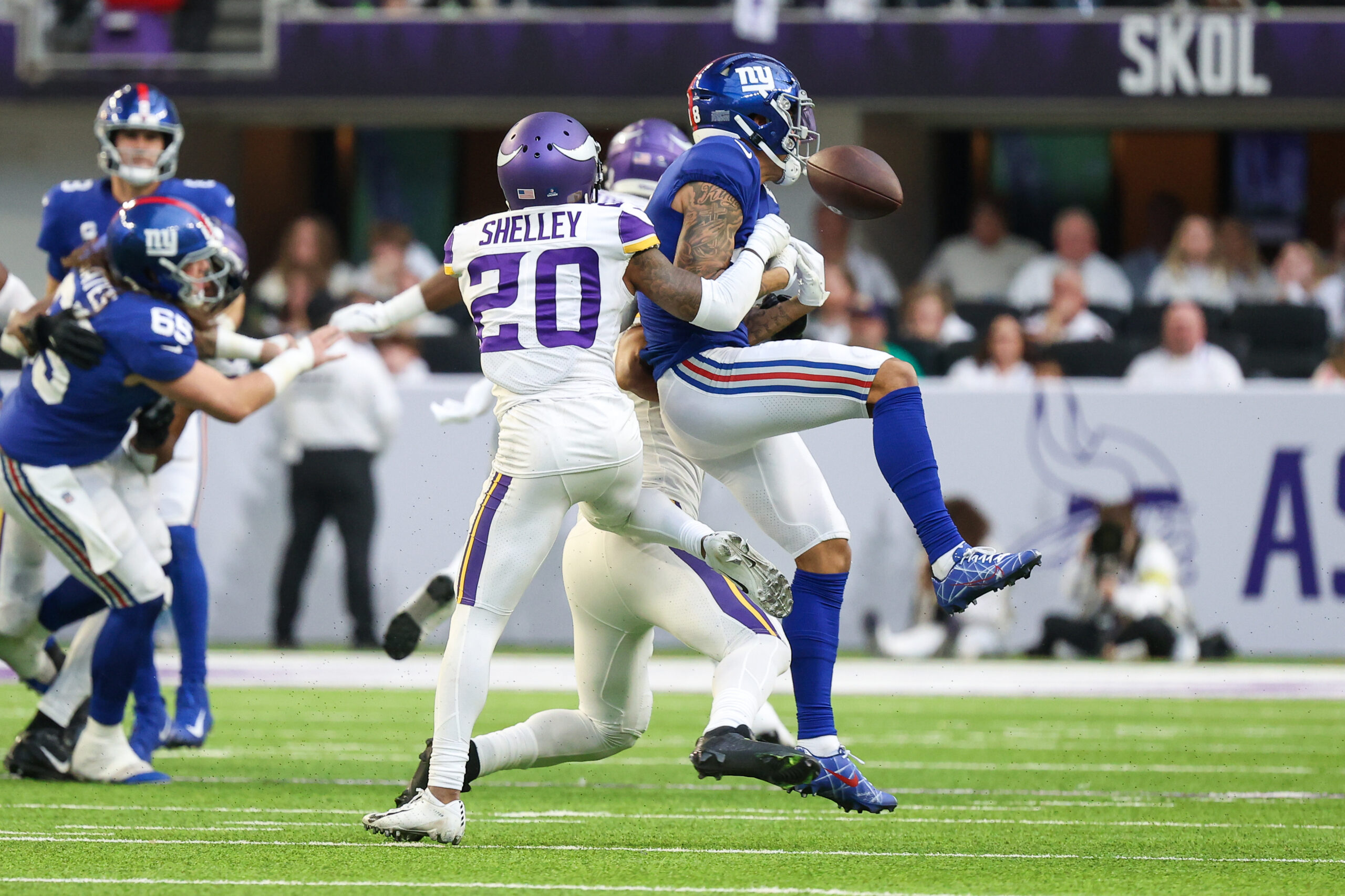 Minnesota Vikings cornerback Duke Shelley (20) pursues a play on