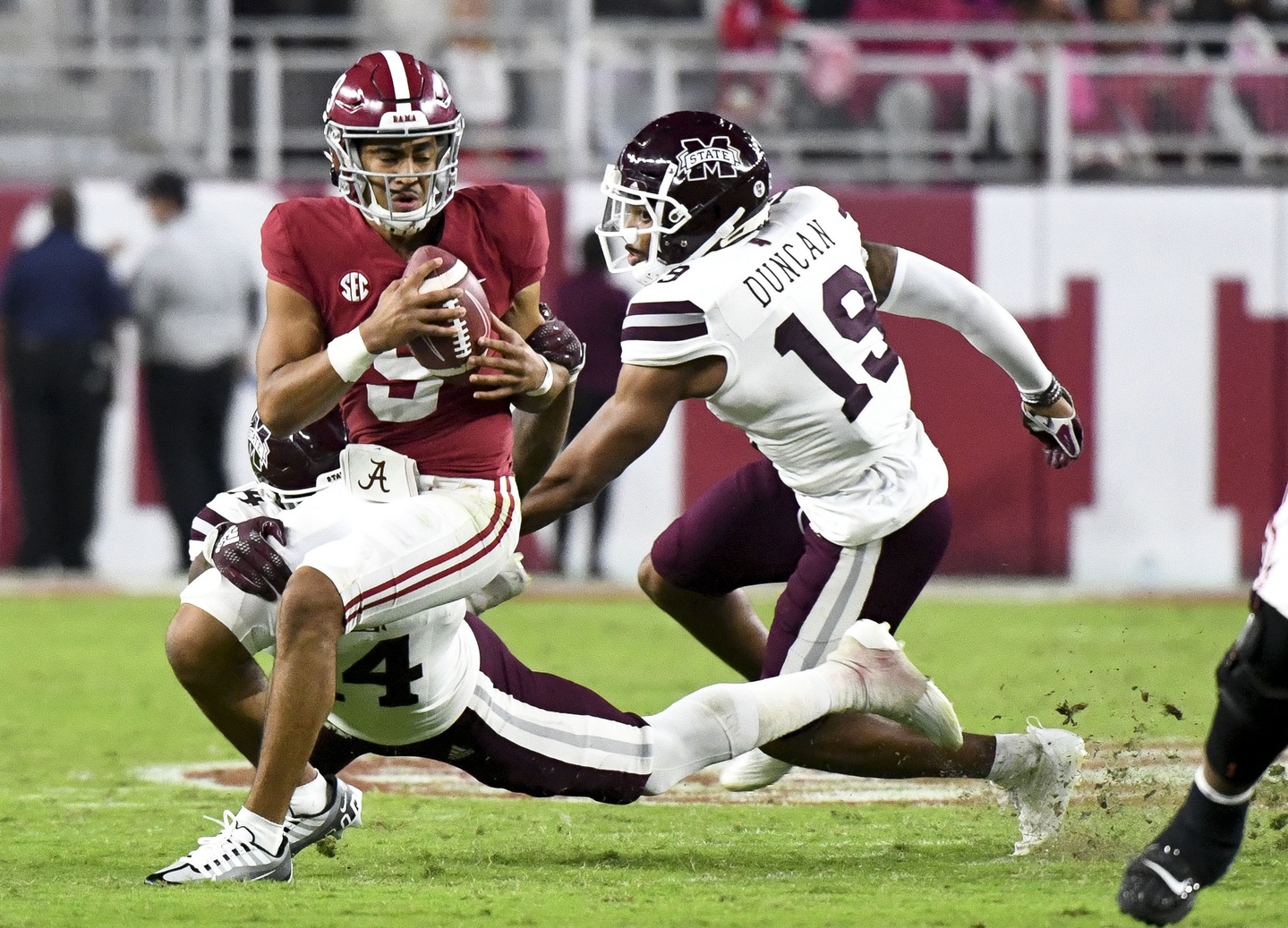 Alabama's Bryce Young Doesn't Start Against Texas A&M