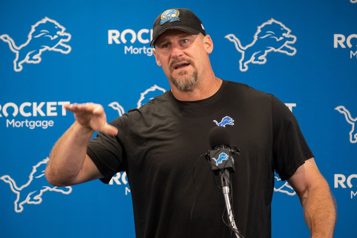 Detroit Lions head coach Dan Campbell has a ridiculous Starbucks