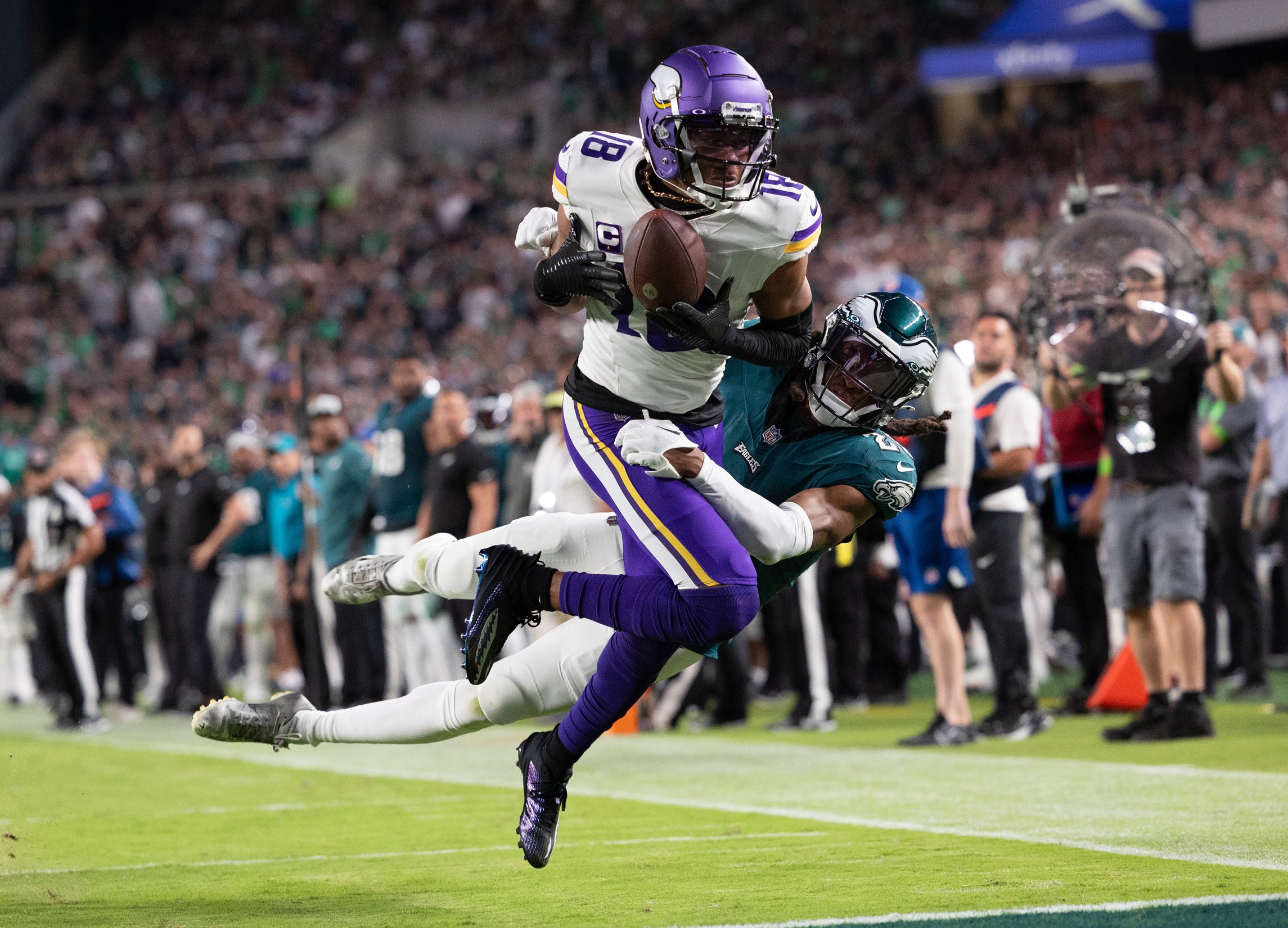 Philadelphia Eagles' Terrell Edmunds vs. Justin Jefferson Results