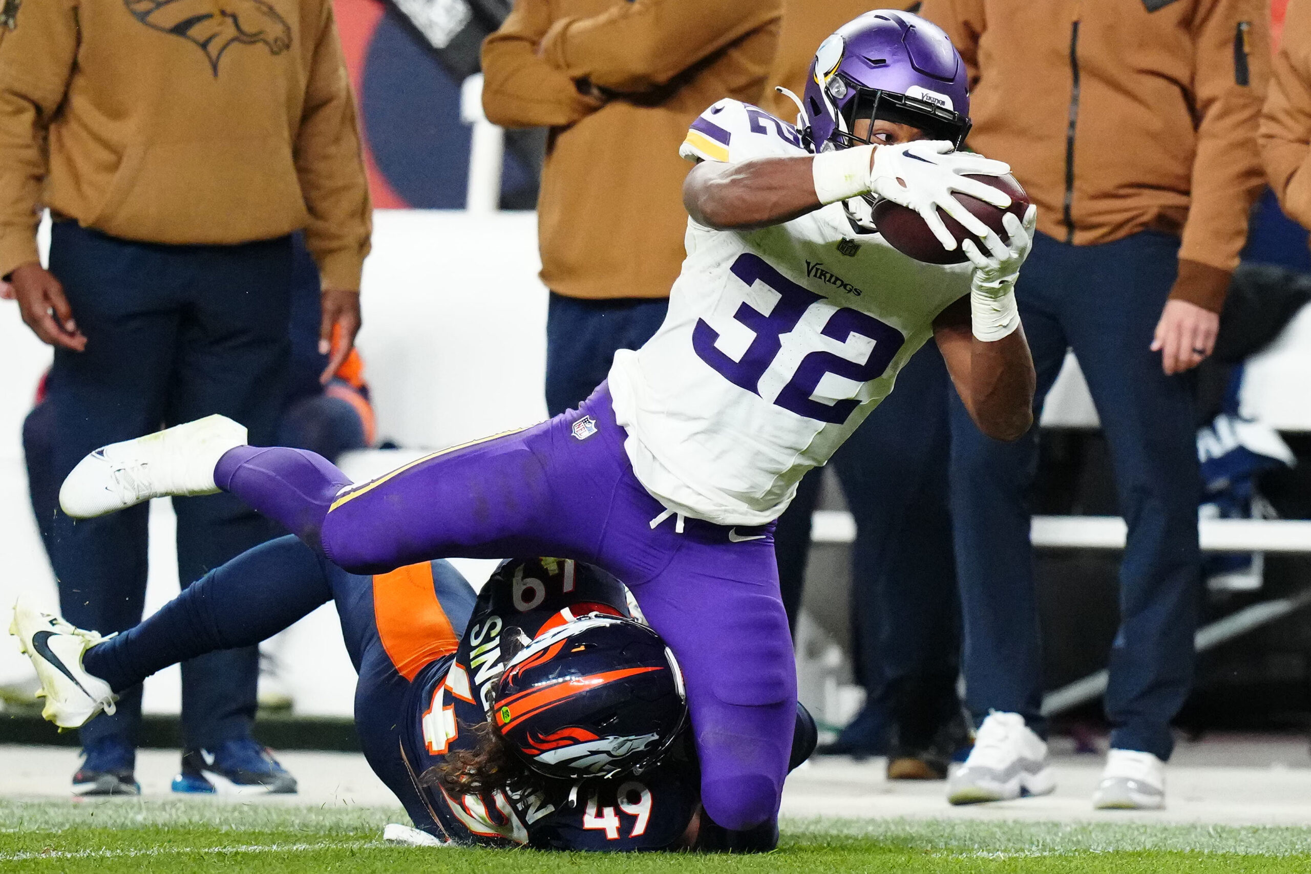 The Vikings' Depth Chart Going into Their Week 12 Game Against the Bears