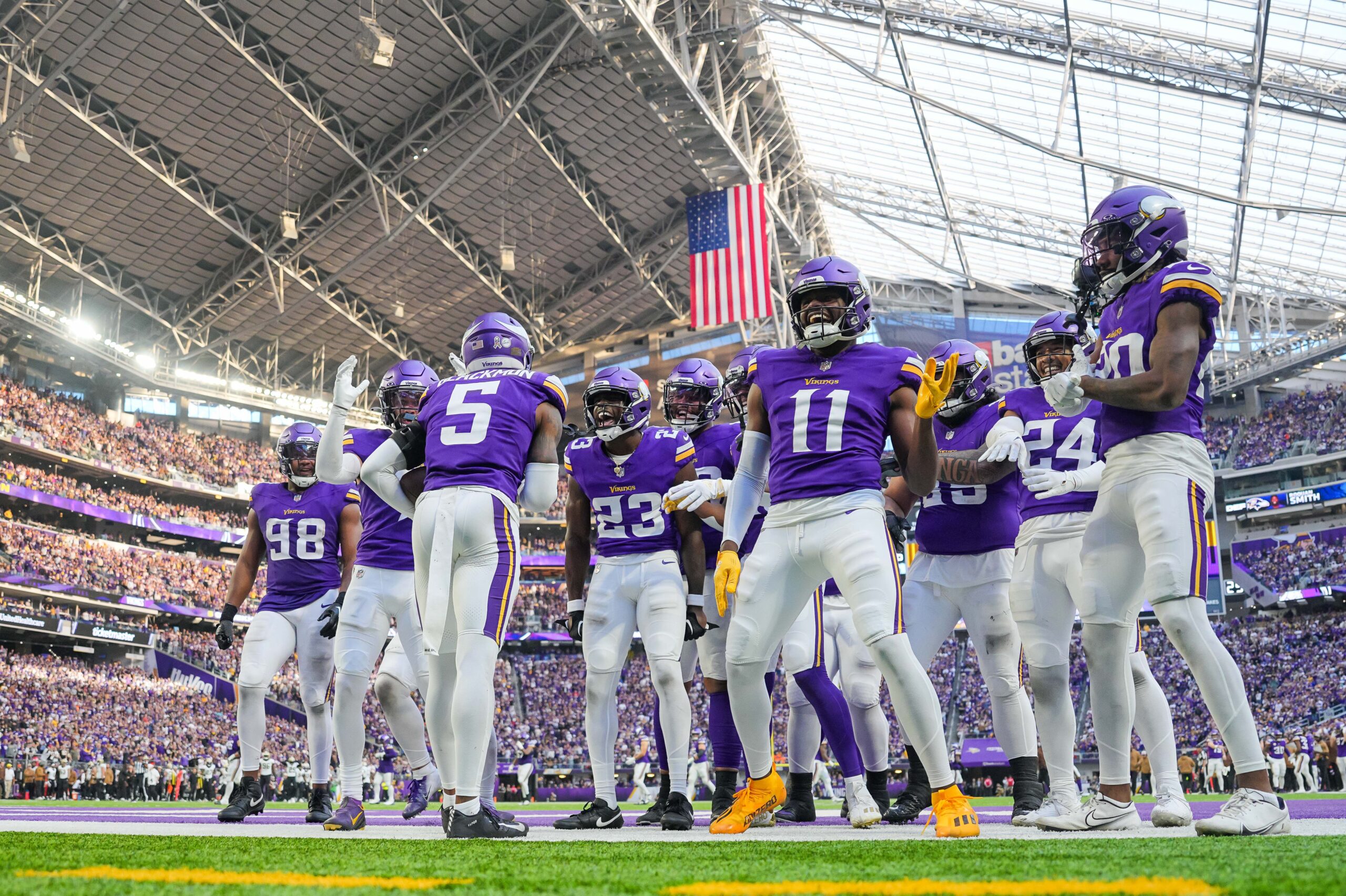 Vikings depth chart: Complete 2023 roster, including starting QB, RB, WR,  fantasy impact - DraftKings Network