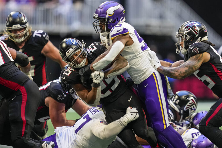 NFL: Minnesota Vikings at Atlanta Falcons